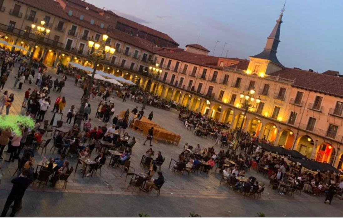 SweetHome Plaza Mayor de León Leão Exterior foto